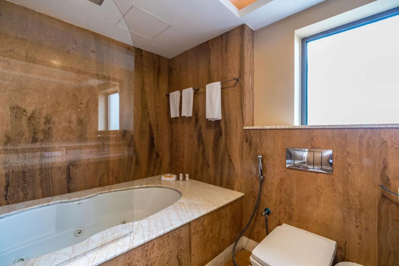 Artistic Penthouse With Amazing Jbr Beach And Sea View Dubai United Arab Emirates